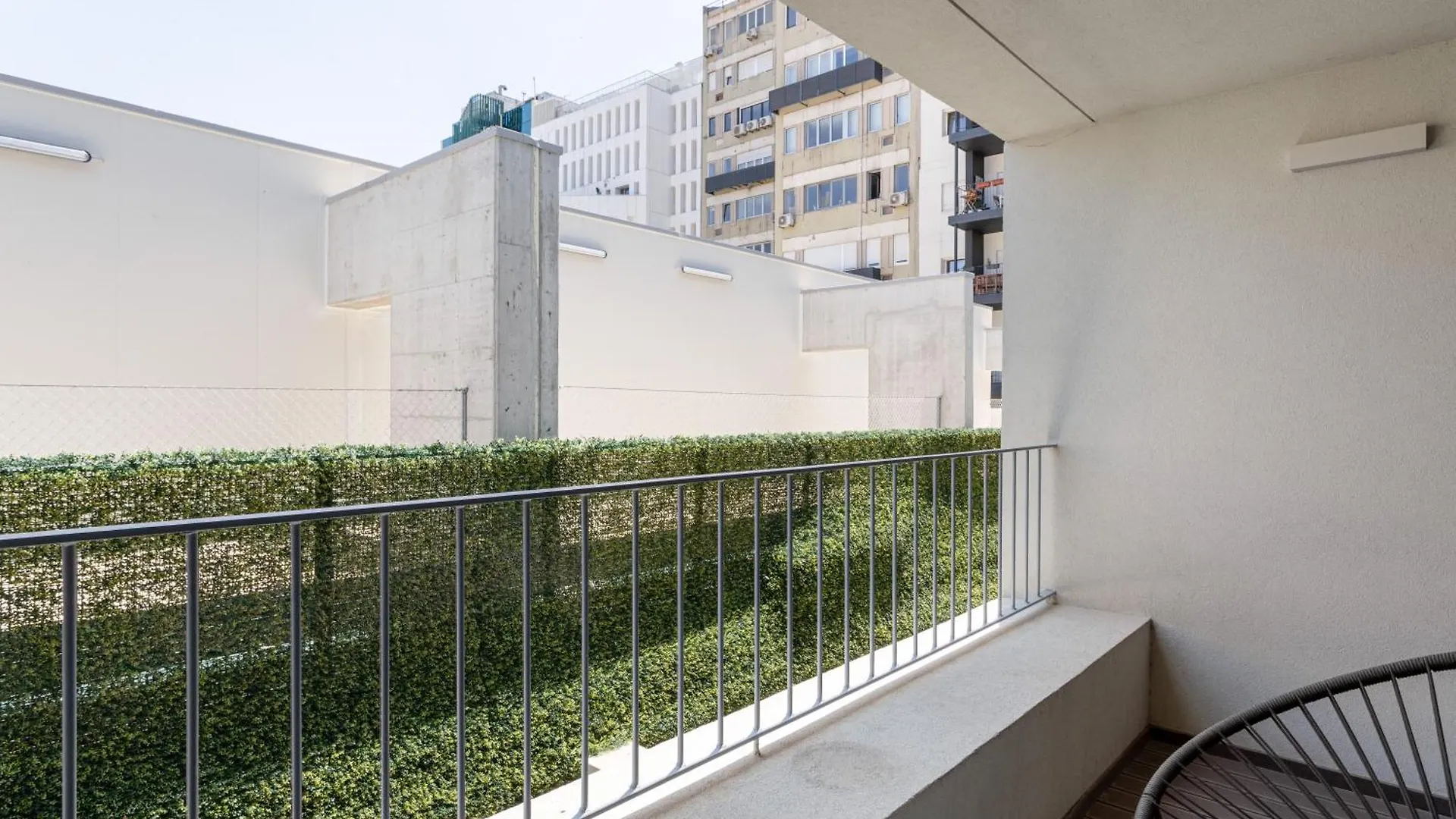 The Urban Oasis Elegant 2 Bedroom Duplex In Lisboa 公寓