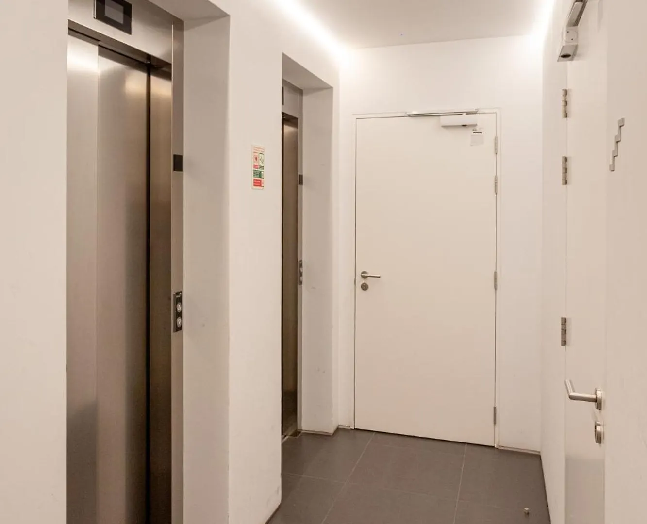 The Urban Oasis Elegant 2 Bedroom Duplex In Lisboa 公寓