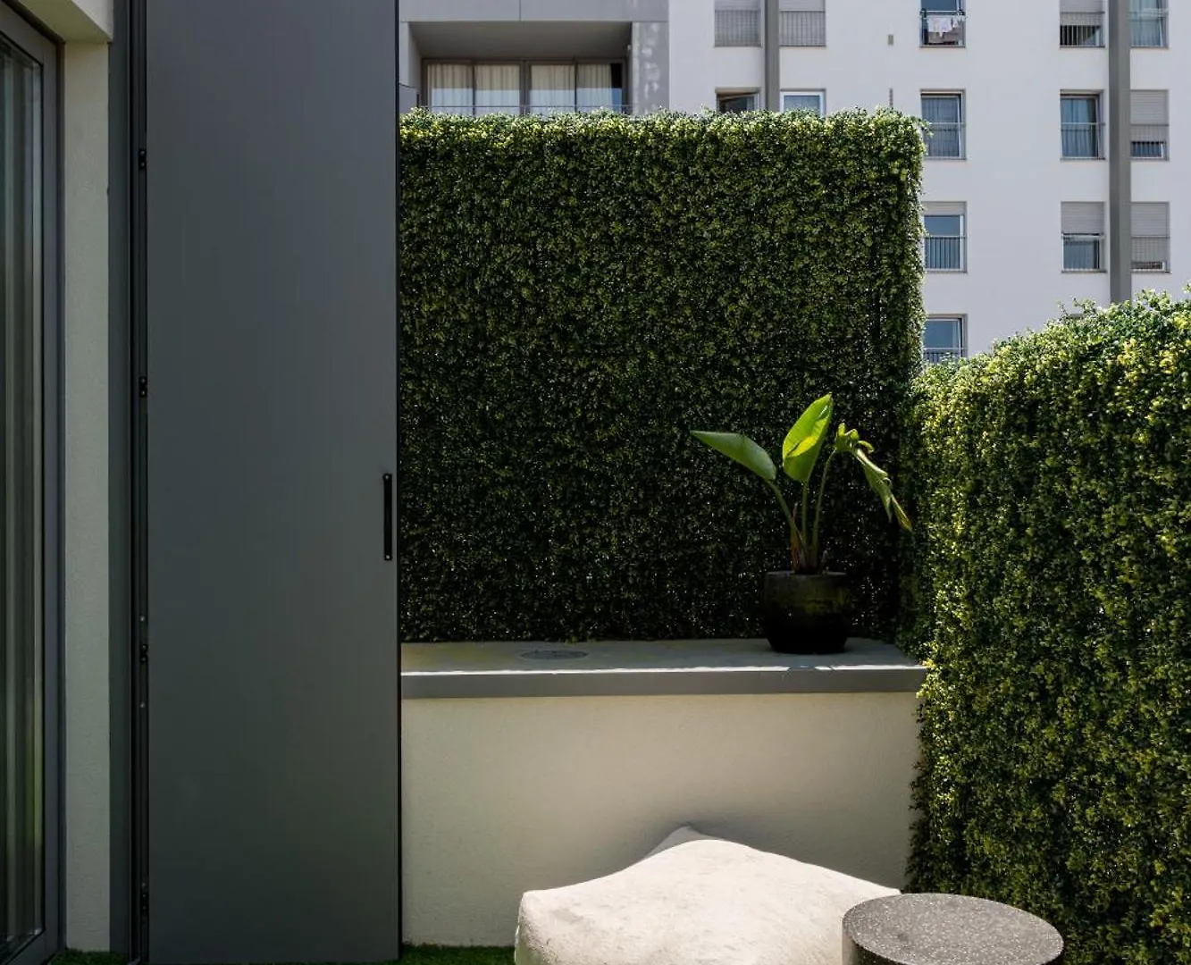 The Urban Oasis Elegant 2 Bedroom Duplex In Lisbona 0*,  Portogallo